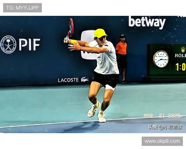 辛纳力擒丰塞卡 德约无伤言肘部无碍